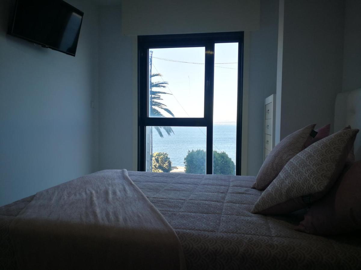 Apartamento En La Playa Appartement Ribeira Buitenkant foto